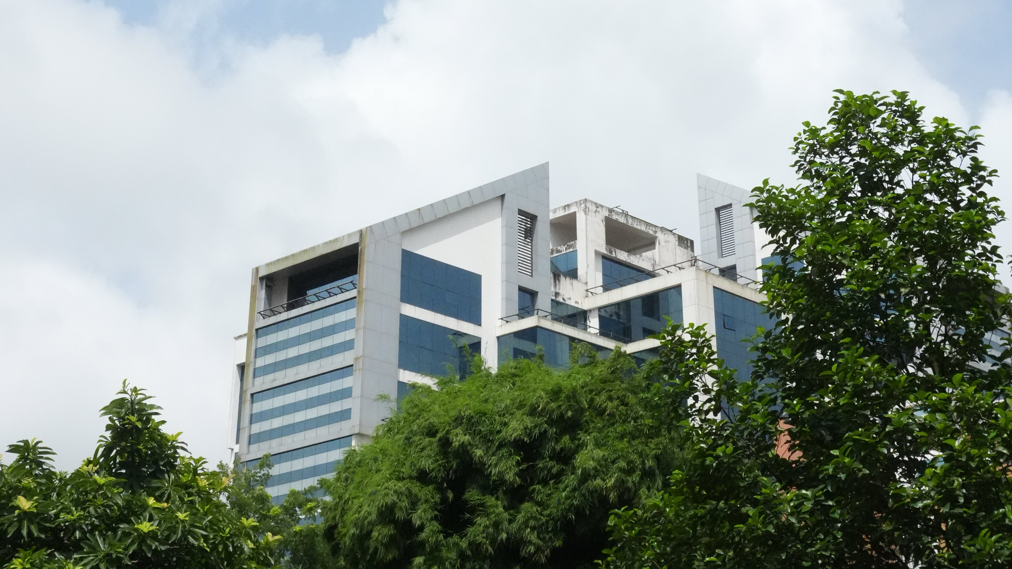 Campus Life at YIASCM Mudipu: What Students Can Expect